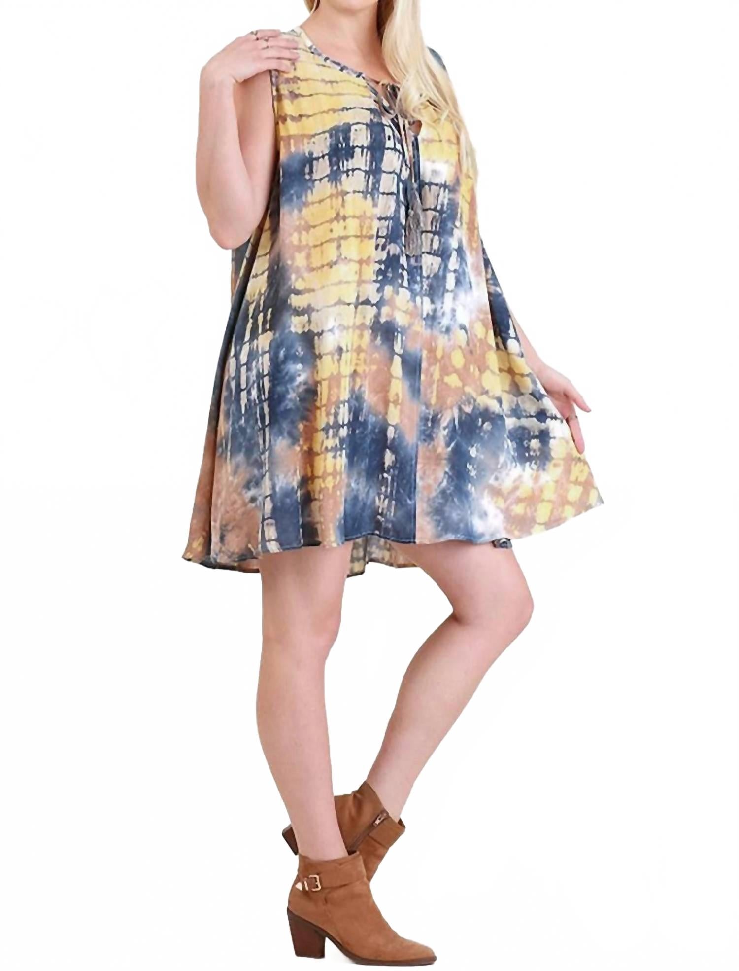 Тай-дай платье без рукавов с разрезом - Plus в смешанном цвете таупе Umgee, Taupe Mix
Тай-дай платье без рукавов с разрезом - Plus в смешанном цвете таупе Umgee, Taupe Mix