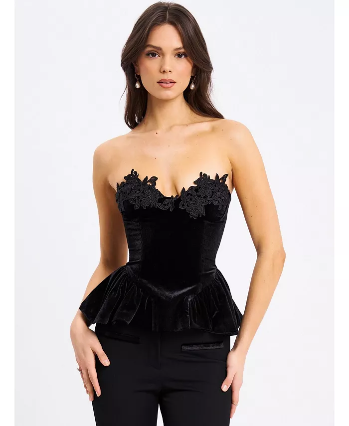 Женский топ Qiara из черного бархата с баской и кружевной отделкой Miss Circle, черный
Женский топ Qiara из черного бархата с баской и кружевной отделкой Miss Circle, черный