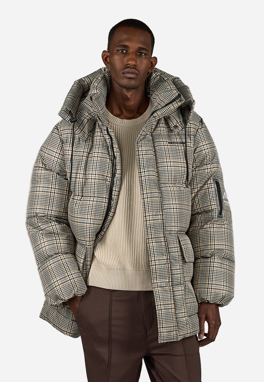 Пальто Pegador CONELL PUFFER, Beige
Пальто Pegador CONELL PUFFER, Beige