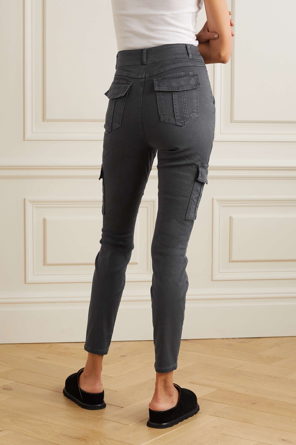 SPANX Зауженные брюки карго из твила, черный 
SPANX Зауженные брюки карго из твила, черный