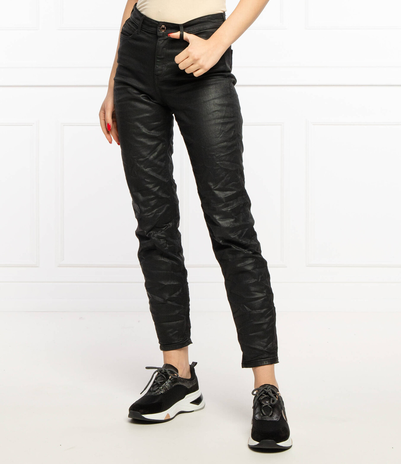 Брюки GUESS 1981 skinny fit, черный
Брюки GUESS 1981 skinny fit, черный