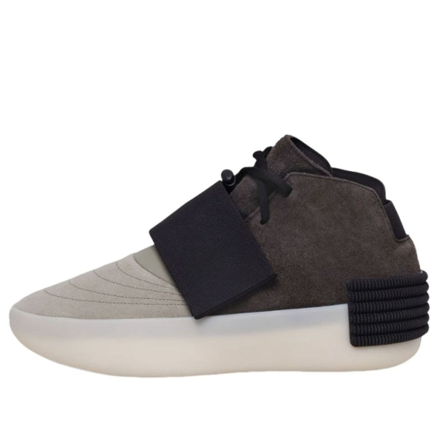 Кроссовки adidas Fear of God Athletics Trainer 'Night Brown Sesame', коричневый
Кроссовки adidas Fear of God Athletics Trainer 'Night Brown Sesame', коричневый