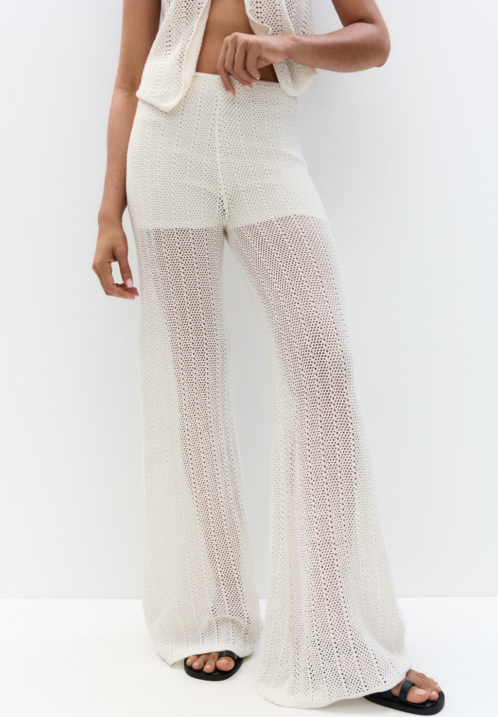 Брюки PULL&BEAR, бежевый
Брюки PULL&BEAR, бежевый