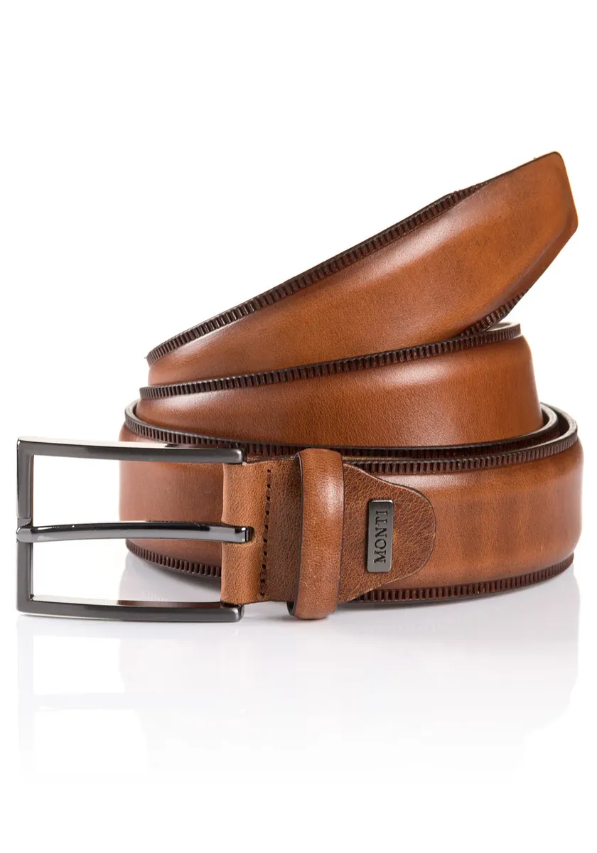 Кожаный ремень MONTI "PORTLAND", из прочной и долговечной натуральной яловой кожи, слегка изогнутый, коричневый
Кожаный ремень MONTI "PORTLAND", из прочной и долговечной натуральной яловой кожи, слегка изогнутый, коричневый