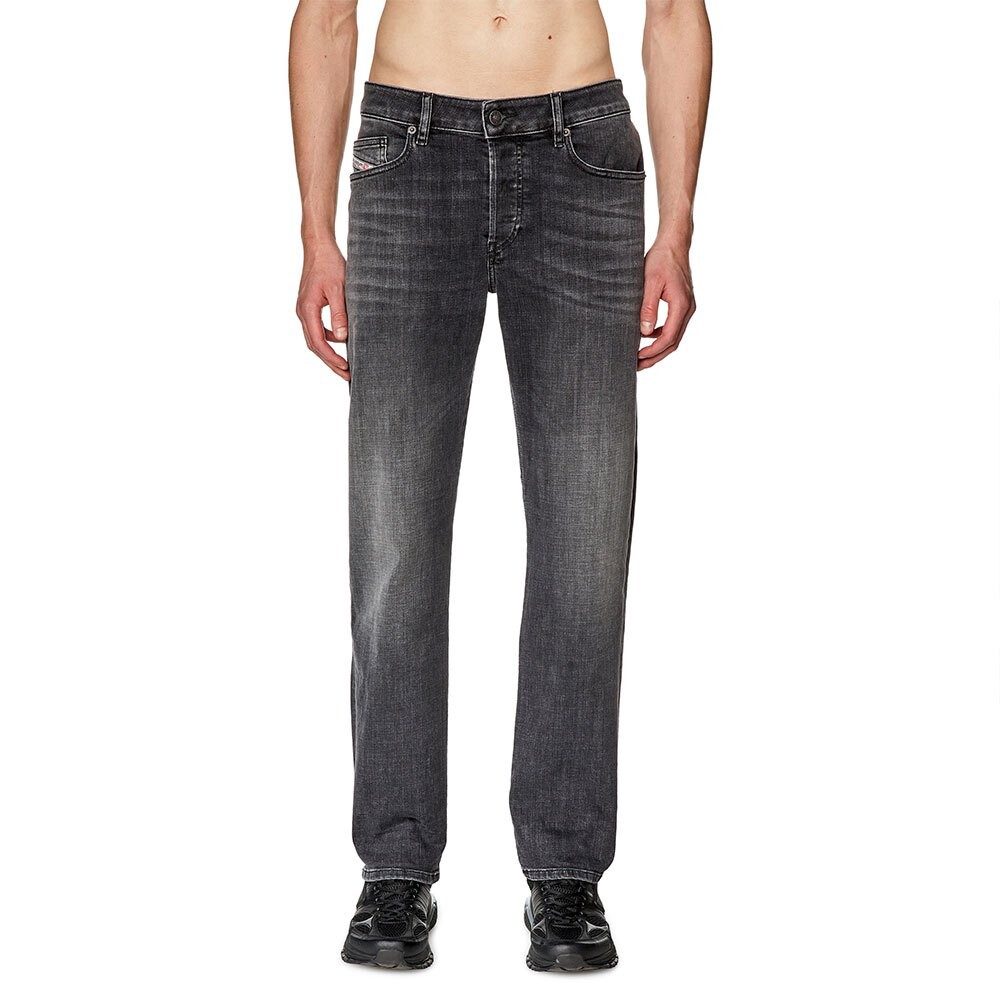 Джинсы Diesel A00390 Mihtry, серый
Джинсы Diesel A00390 Mihtry, серый