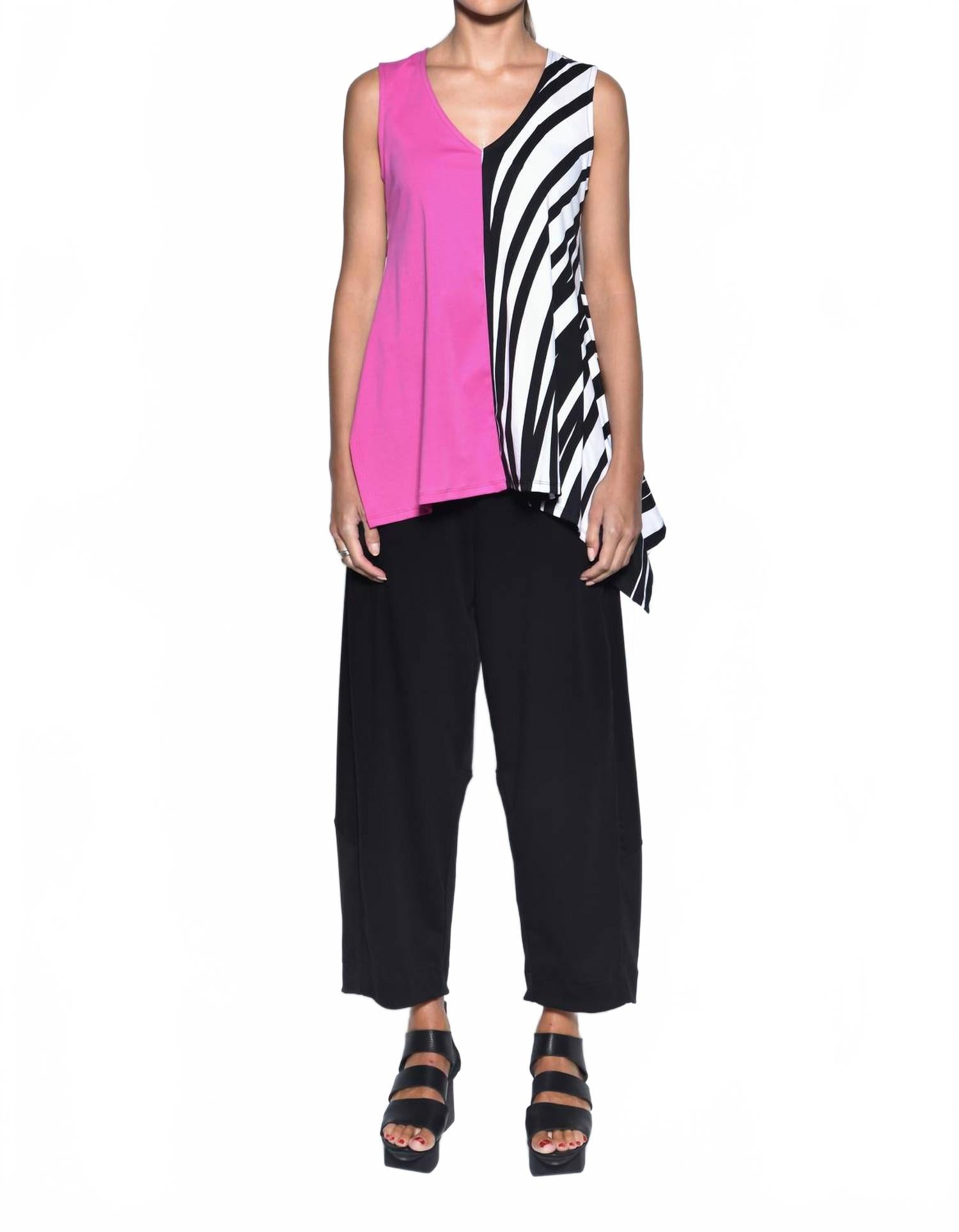 Топ без рукавов Irene в цвете фуксия/спираль Simply Mila
Топ без рукавов Irene в цвете фуксия/спираль Simply Mila