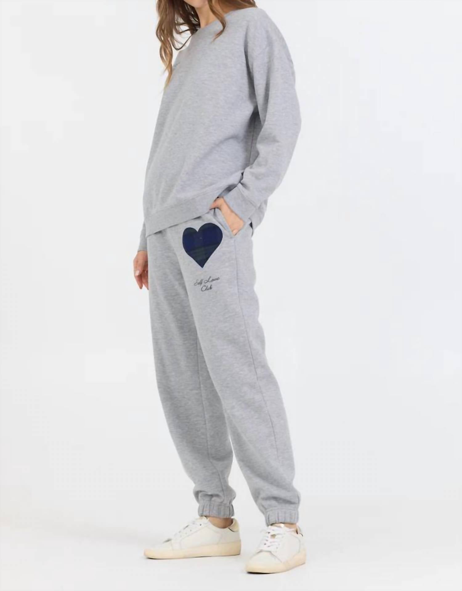 Флисовые джоггеры с нашивкой серого цвета Vintage Havana
Флисовые джоггеры с нашивкой серого цвета Vintage Havana