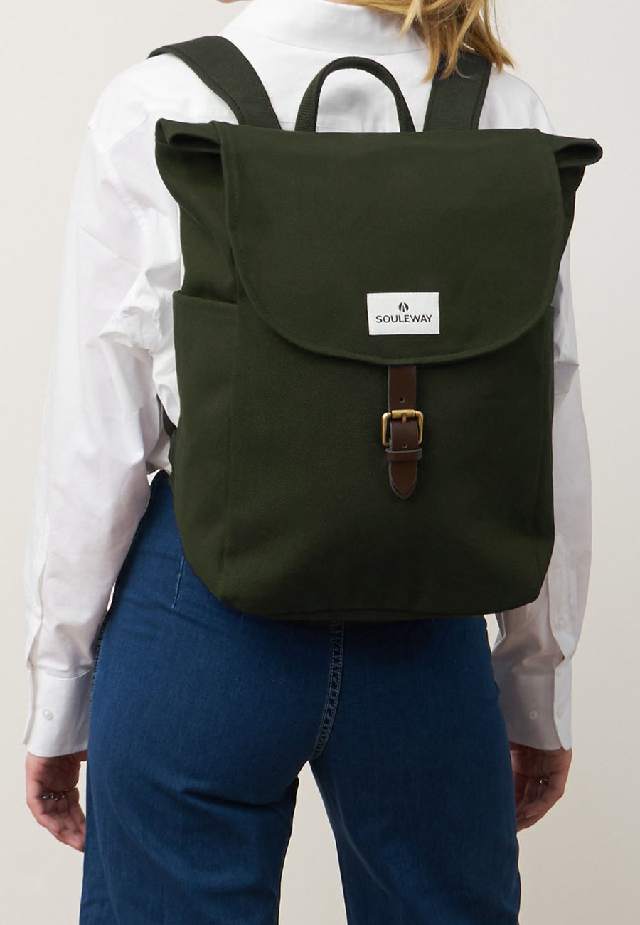 Рюкзак SOULEWAY CLASSIC , Oliv/Olive
Рюкзак SOULEWAY CLASSIC , Oliv/Olive