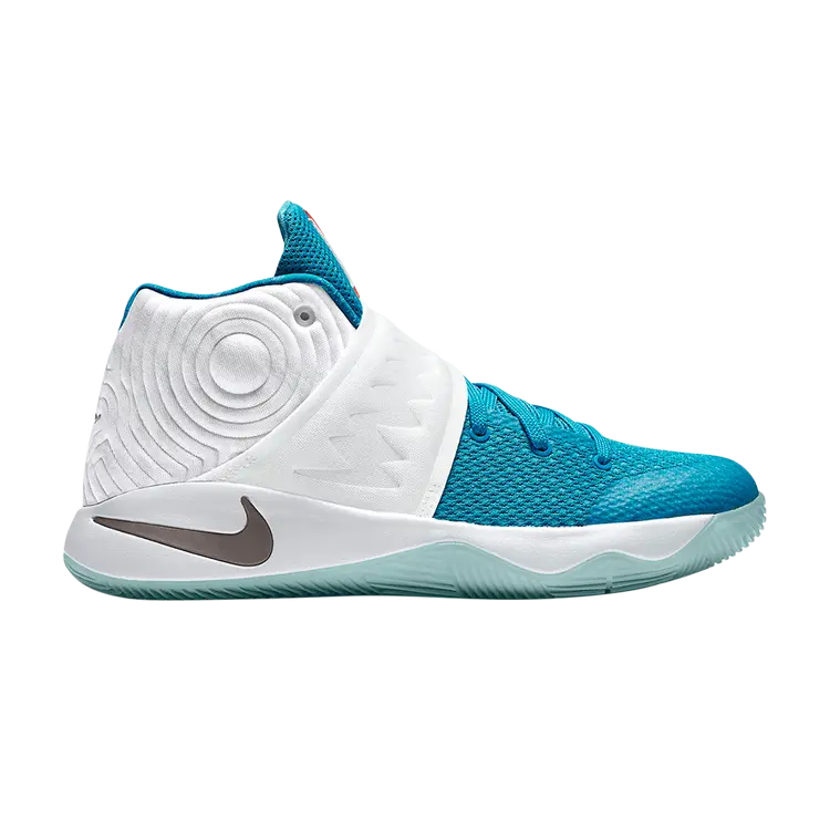 Кроссовки Nike Kyrie 2 GS 'Christmas', белый
Кроссовки Nike Kyrie 2 GS 'Christmas', белый