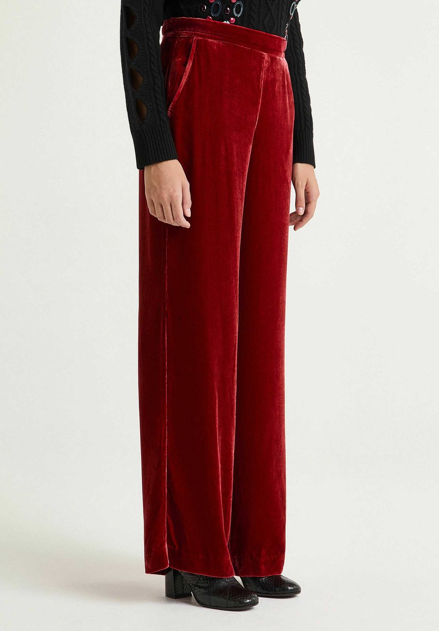 Брюки Maliparmi FLUID, Rust/Cognac
Брюки Maliparmi FLUID, Rust/Cognac