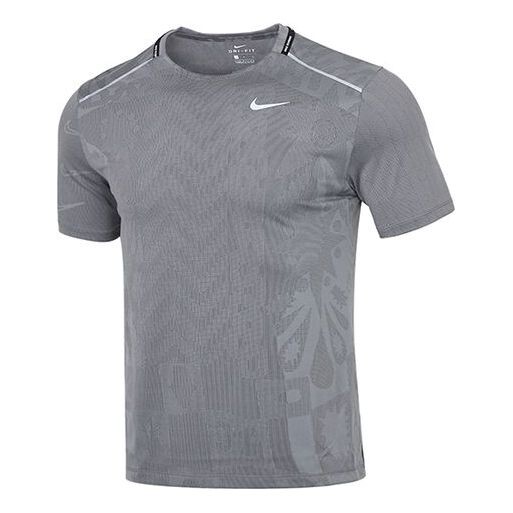Футболка techknit wild run reflect running короткий рукав футболка мужская Nike, серый
Футболка techknit wild run reflect running короткий рукав футболка мужская Nike, серый