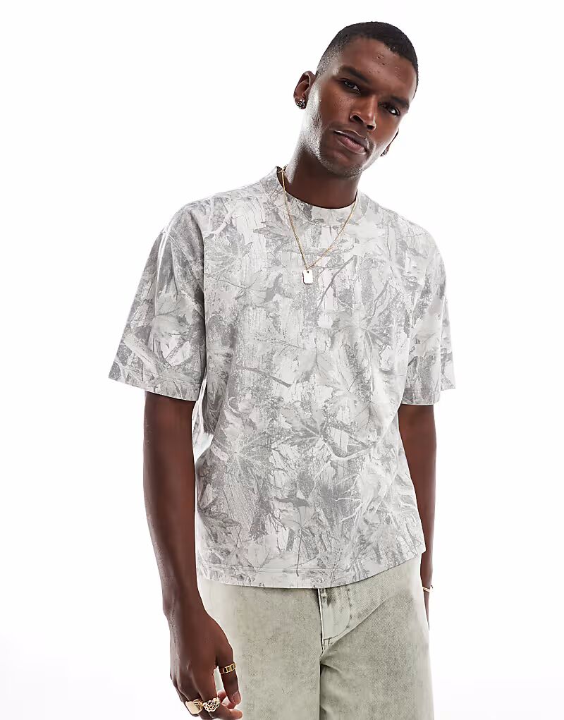 Мягкая эластичная футболка Hollister свободного кроя в кремовом камуфляжном цвете 
Мягкая эластичная футболка Hollister свободного кроя в кремовом камуфляжном цвете