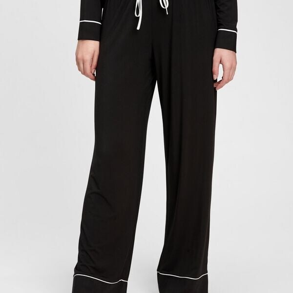 Широкие пижамные штаны Gap, черный
Широкие пижамные штаны Gap, черный