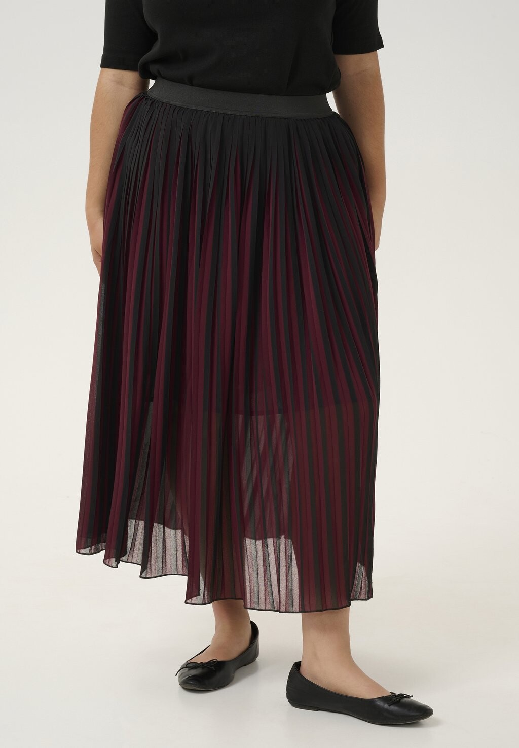 Юбка А-силуэта KCLAERKE Kaffe Curve, бордовый
Юбка А-силуэта KCLAERKE Kaffe Curve, бордовый