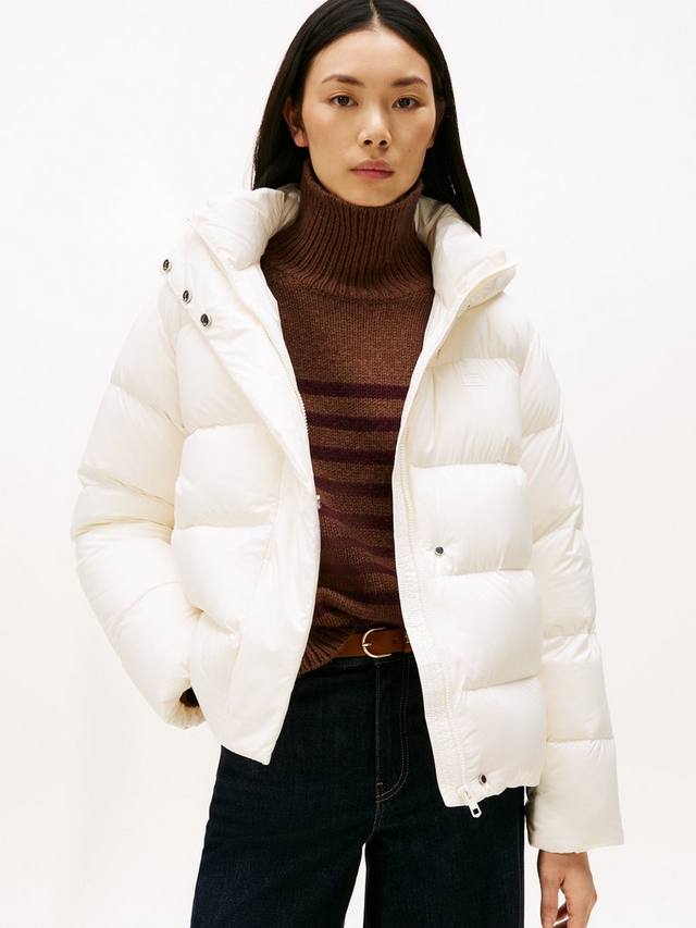 Современная куртка с пуховым наполнителем и водоотталкивающим покрытием Tommy Hilfiger, Natural
Современная куртка с пуховым наполнителем и водоотталкивающим покрытием Tommy Hilfiger, Natural