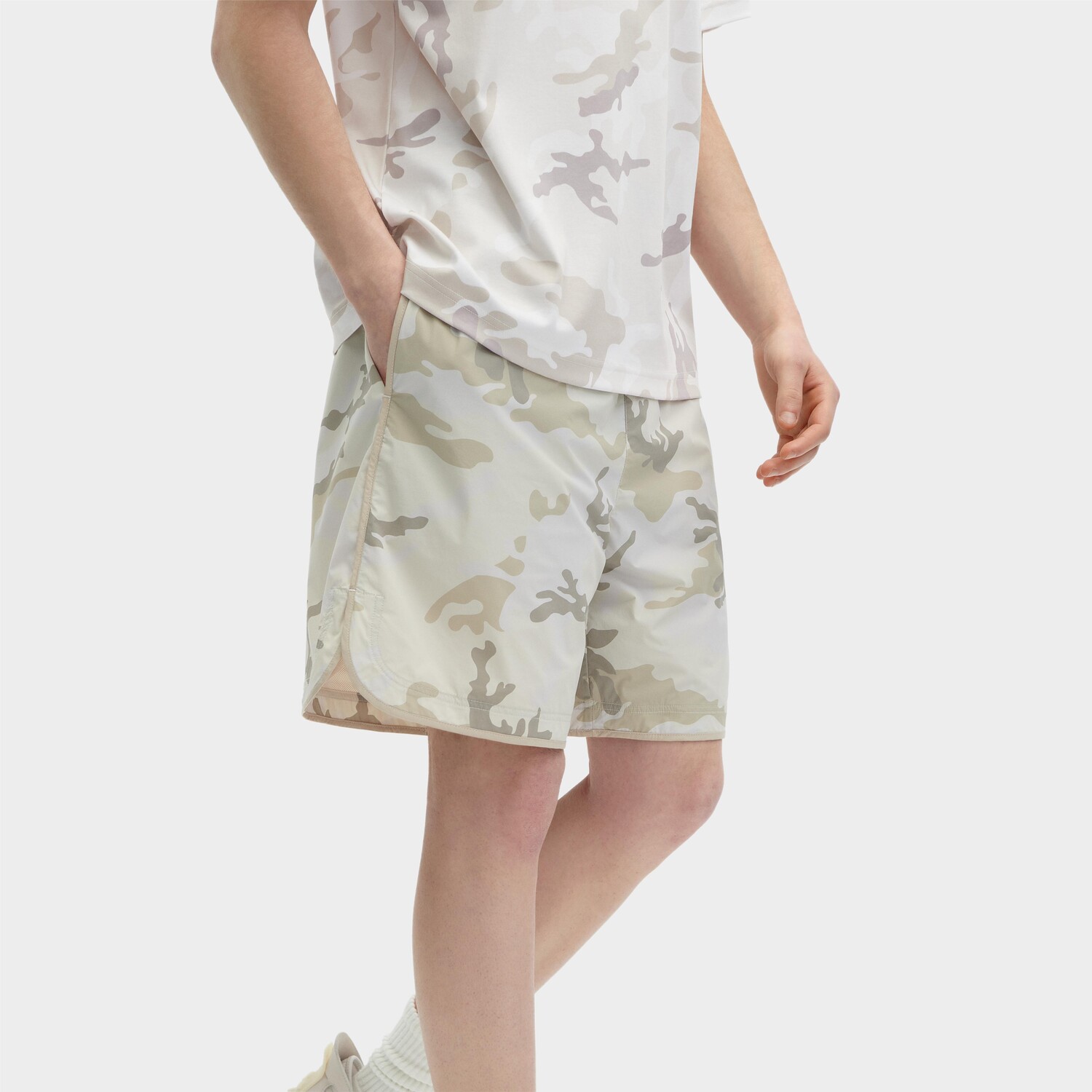 FILA Мужские повседневные шорты, цвет Allover Print
FILA Мужские повседневные шорты, цвет Allover Print