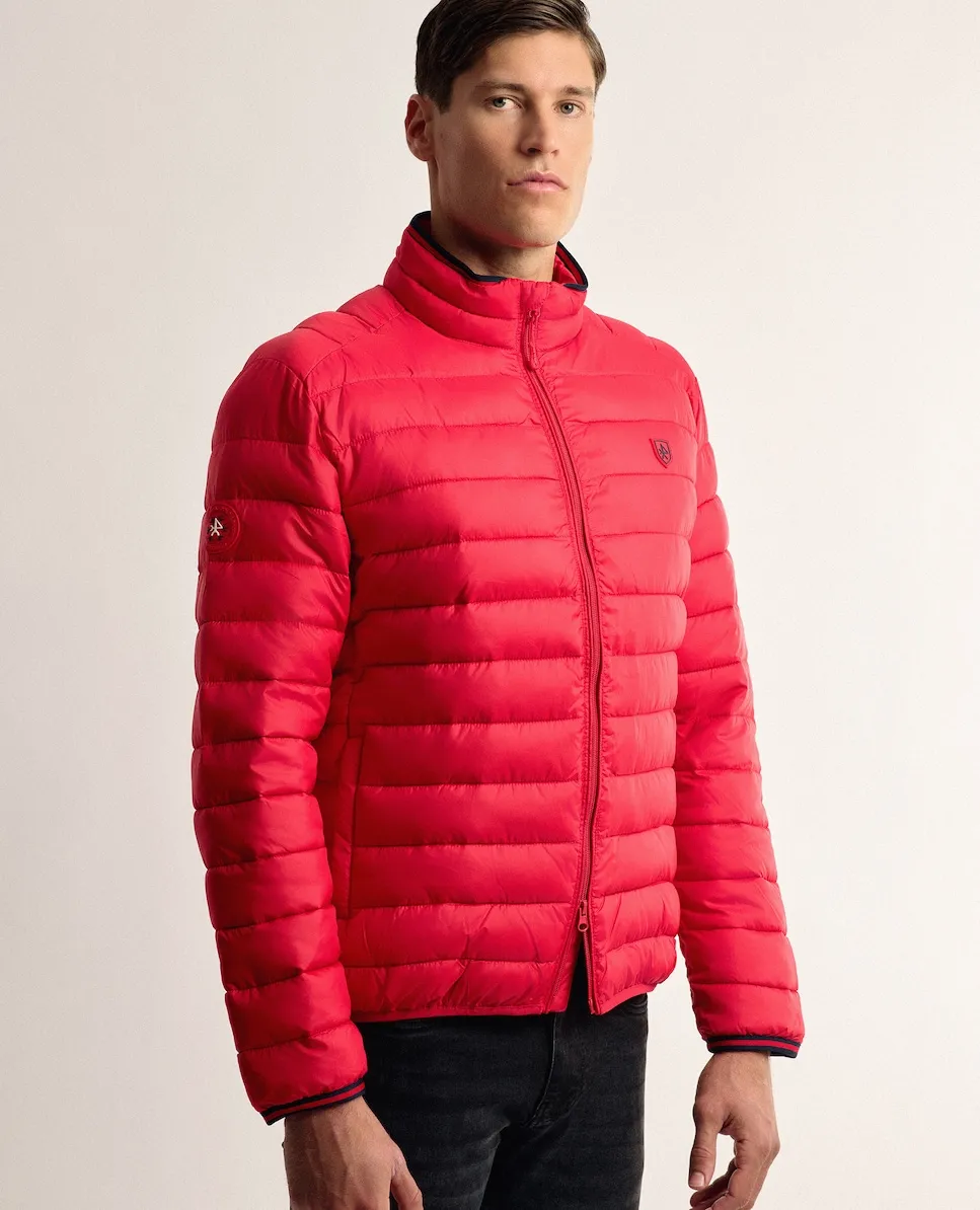 Мужской стеганый пуховик красного цвета Valecuatro
Мужской стеганый пуховик красного цвета Valecuatro