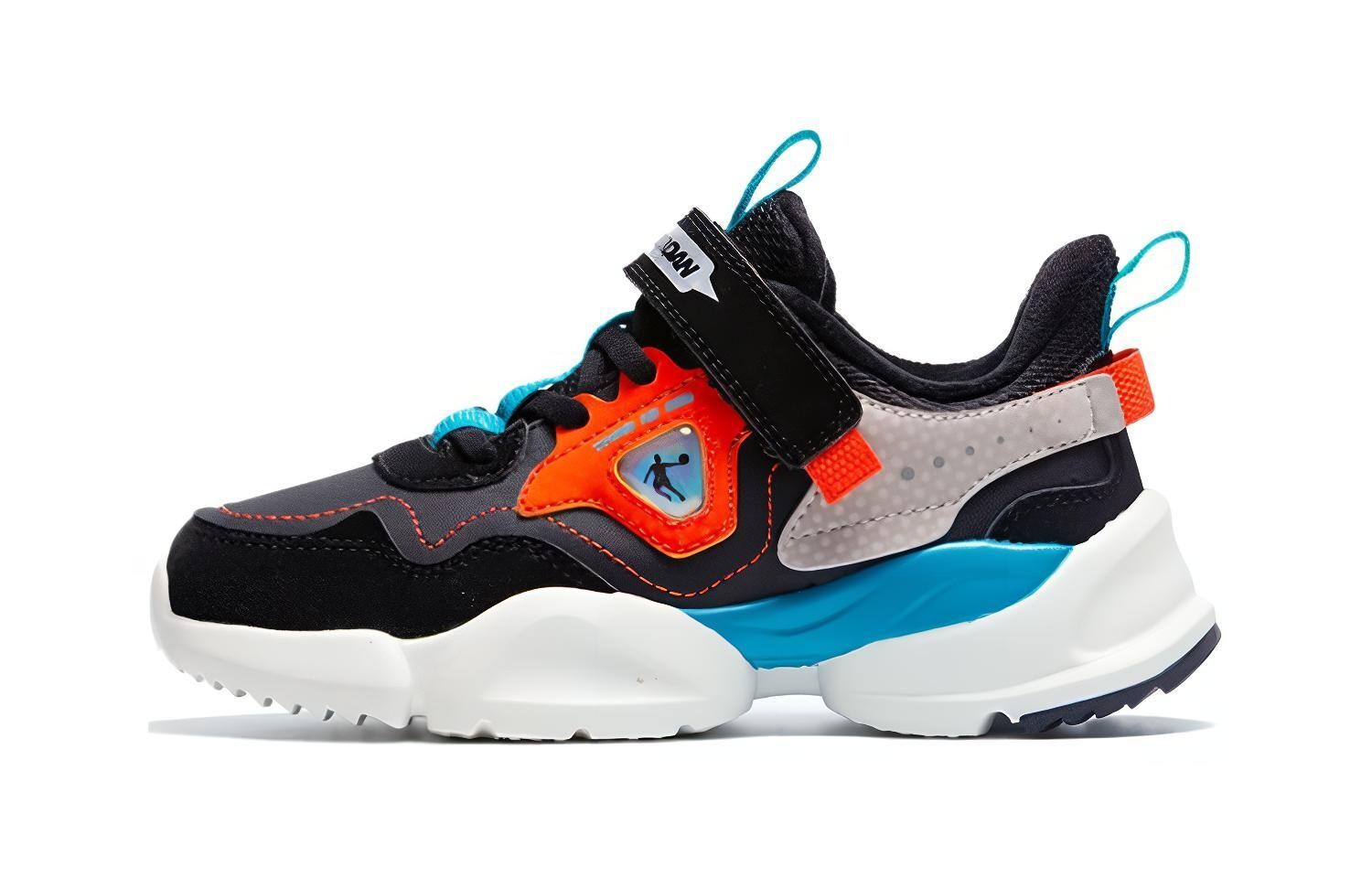 Кроссовки для бега для детей дошкольного возраста Qiaodan, черный/белый
Кроссовки для бега для детей дошкольного возраста Qiaodan, черный/белый