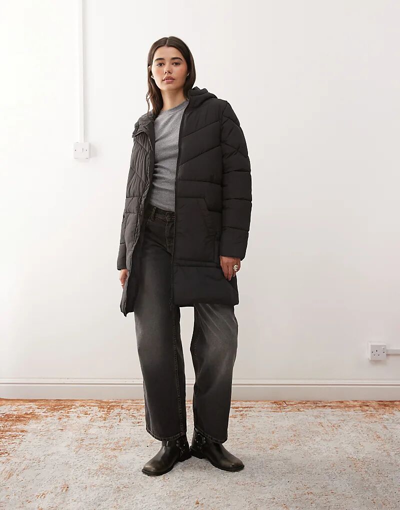 Удлиненный пуховик Noisy May с капюшоном, черный
Удлиненный пуховик Noisy May с капюшоном, черный