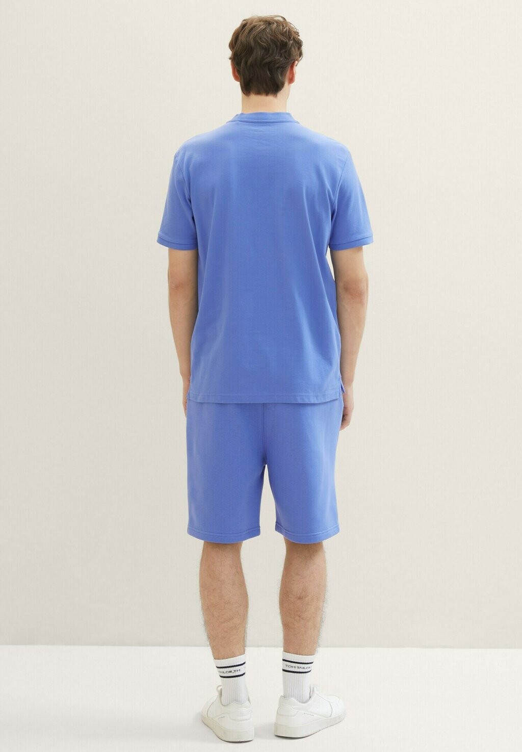 Базовая футболка Mit Bomberkragen TOM TAILOR, чернично-синяя, Черный, Базовая футболка Mit Bomberkragen TOM TAILOR, чернично-синяя
Базовая футболка Mit Bomberkragen TOM TAILOR, чернично-синяя, Черный, Базовая футболка Mit Bomberkragen TOM TAILOR, чернично-синяя