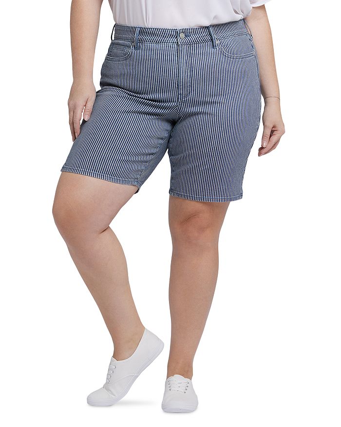 Джинсовые шорты Ella с боковым разрезом NYDJ Plus, синий
Джинсовые шорты Ella с боковым разрезом NYDJ Plus, синий