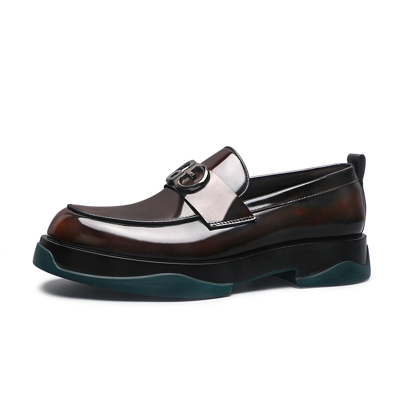 Bansley Мужские лоферы черные с золотистой полировкой, цвет Gold Polished
Bansley Мужские лоферы черные с золотистой полировкой, цвет Gold Polished