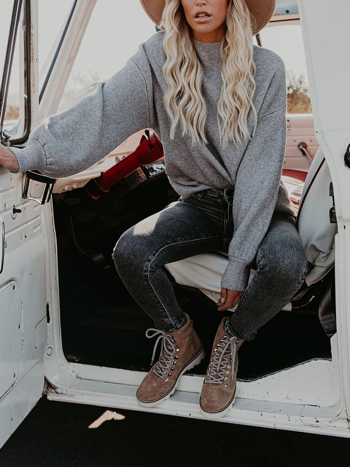 Свитер Milan Kiss, серый
Свитер Milan Kiss, серый