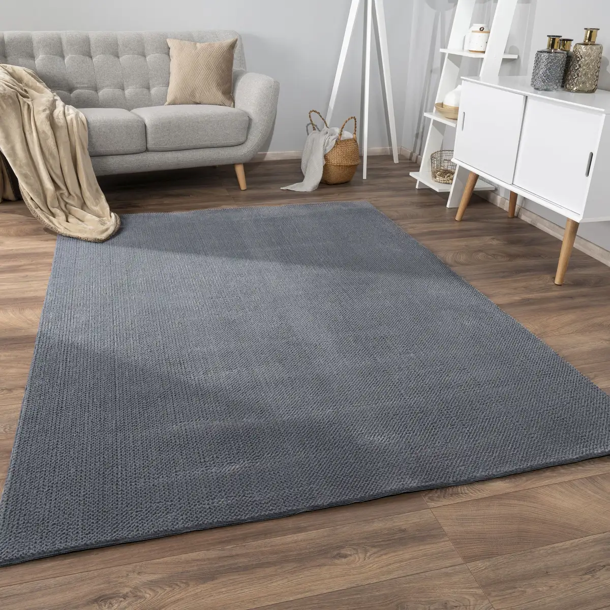 Ковер Paco Home "Sevilla 521", прямоугольный, короткий ворс, однотонный, мягкий и приятный, эффект высокий-низкий, гостиная 80х150 см, цвет Anthrazit
Ковер Paco Home "Sevilla 521", прямоугольный, короткий ворс, однотонный, мягкий и приятный, эффект высокий-низкий, гостиная 80х150 см, цвет Anthrazit