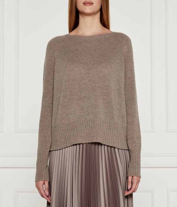 Джемпер женский Marella Sport шерстяной с вырезом лодочка, бежевый 
Джемпер женский Marella Sport шерстяной с вырезом лодочка, бежевый