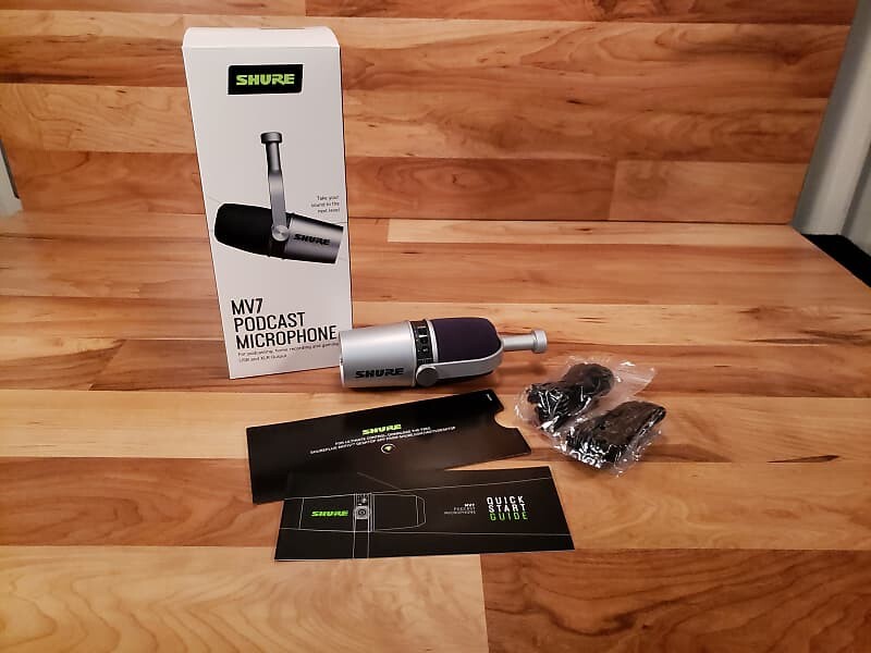 Микрофон для подкастов Shure MV7 Dynamic USB Podcast Microphone
Микрофон для подкастов Shure MV7 Dynamic USB Podcast Microphone