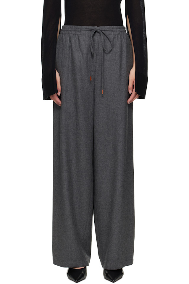 Шерстяные брюки на шнурке Le17Septembre, серый
Шерстяные брюки на шнурке Le17Septembre, серый