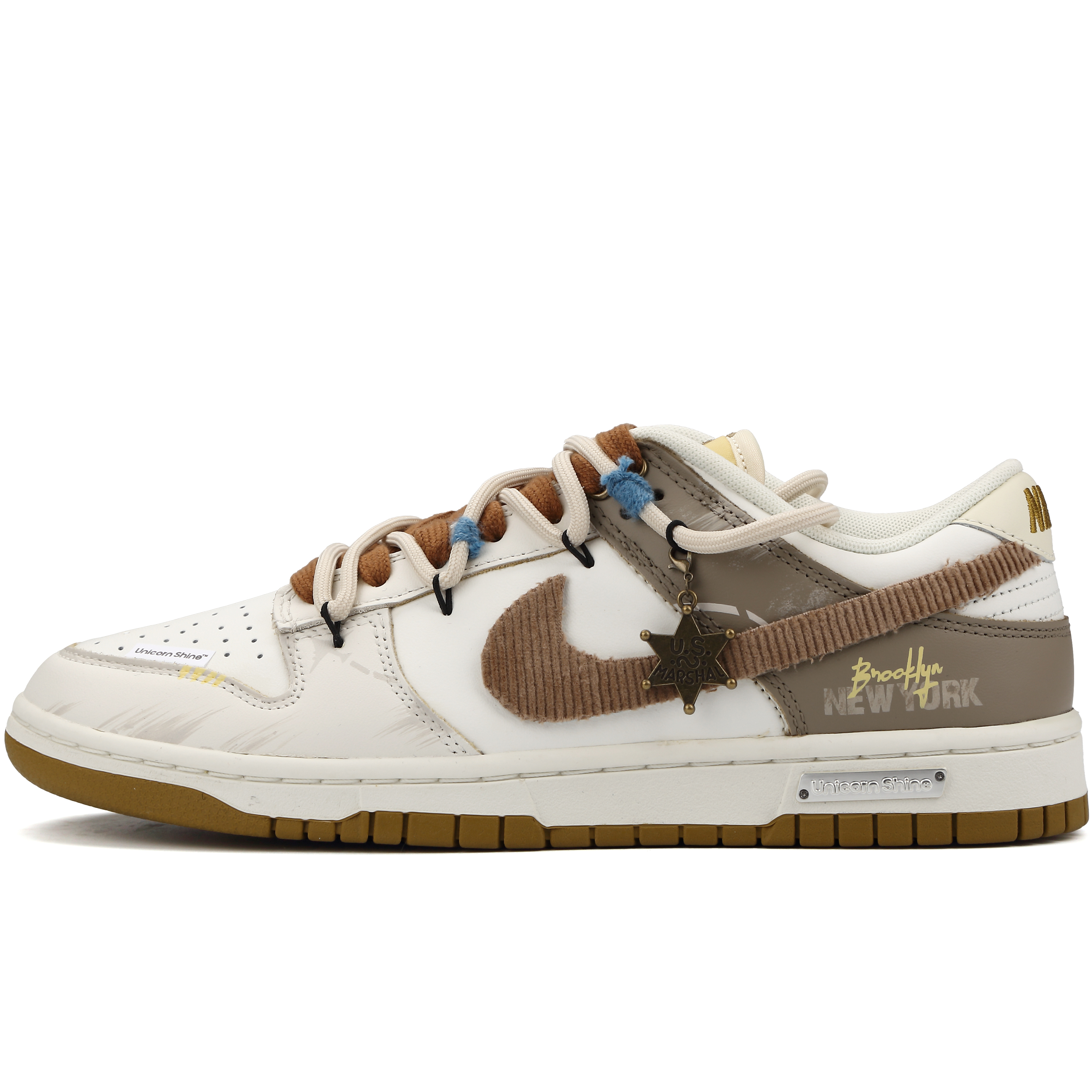 Nike Кроссовки для скейтбординга Dunk Brooklyn с противоскользящим износостойким верхом, мужские, коричневые
Nike Кроссовки для скейтбординга Dunk Brooklyn с противоскользящим износостойким верхом, мужские, коричневые