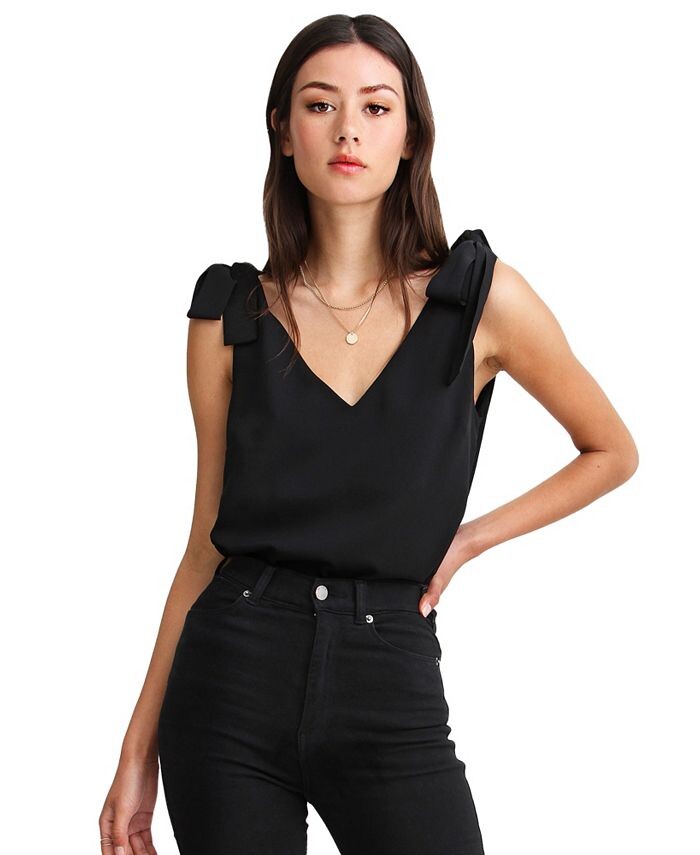 Женский топ Feel For You с V-образным вырезом Belle & Bloom, черный
Женский топ Feel For You с V-образным вырезом Belle & Bloom, черный