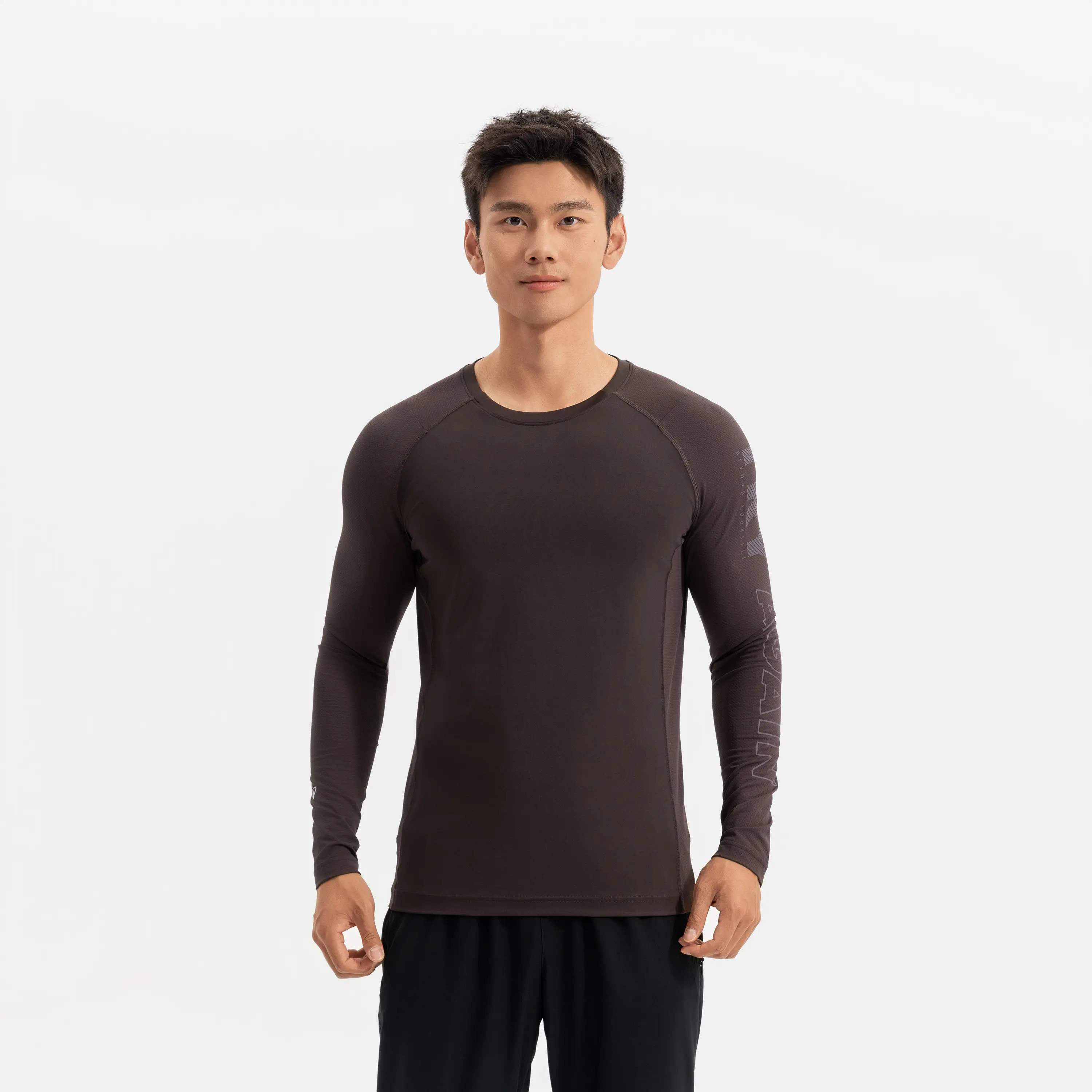 Мужская базовая футболка для тренировок Domyos с длинным рукавом, быстро сохнущая и дышащая, тёмно-коричневая
Мужская базовая футболка для тренировок Domyos с длинным рукавом, быстро сохнущая и дышащая, тёмно-коричневая