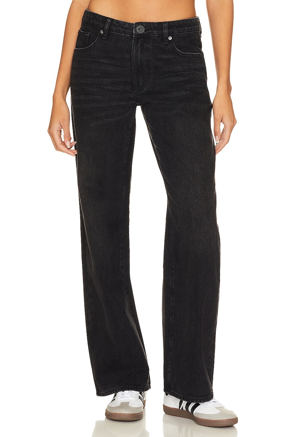 Джинсы One Teaspoon Low Riders Low Waist Wide Leg, цвет Black Oak
Джинсы One Teaspoon Low Riders Low Waist Wide Leg, цвет Black Oak