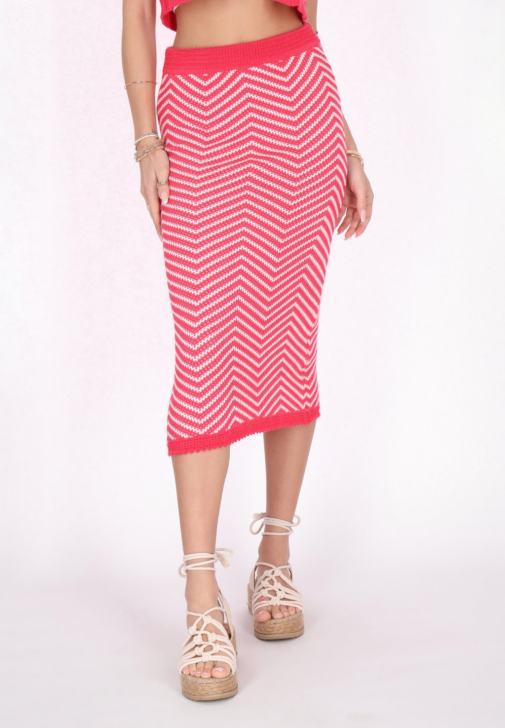 Юбка-карандаш IZIA, розовый
Юбка-карандаш IZIA, розовый