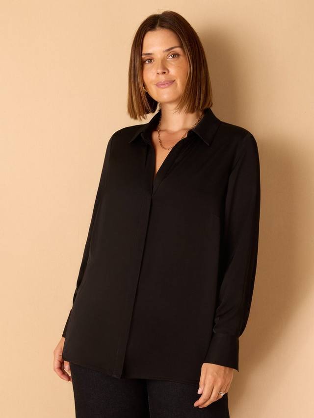 Футболка с V-образным вырезом и воротником Live Unlimited, Black
Футболка с V-образным вырезом и воротником Live Unlimited, Black