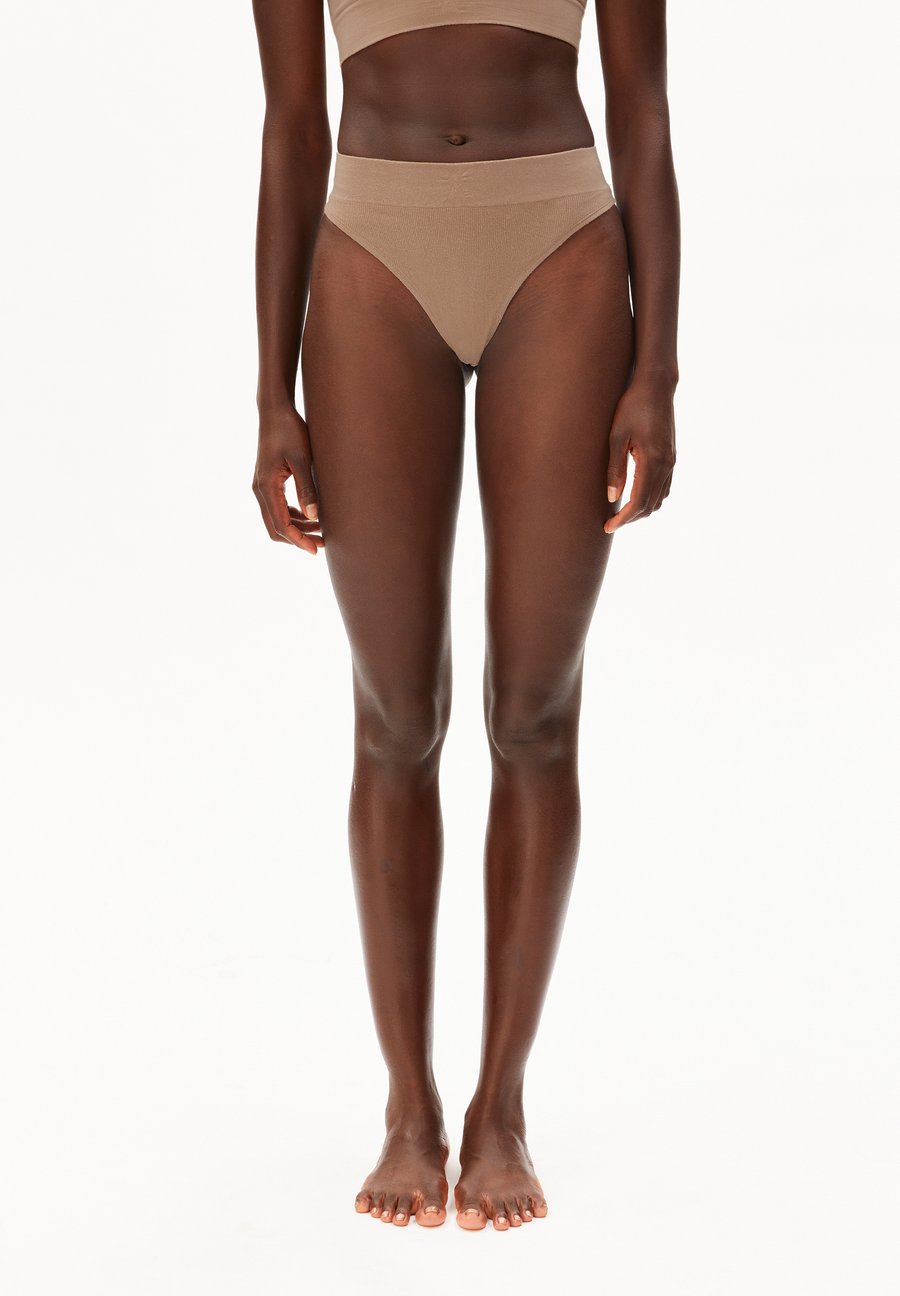 Трусы ARMEDANGELS SEAMAALA, Elm/Beige
Трусы ARMEDANGELS SEAMAALA, Elm/Beige