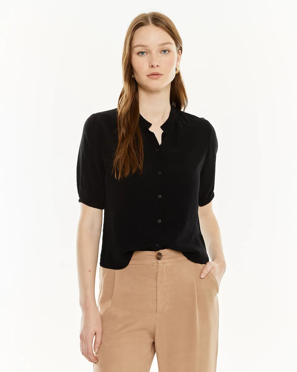 Женская рубашка с круглым вырезом и пышными рукавами на резинке System Action, черный
Женская рубашка с круглым вырезом и пышными рукавами на резинке System Action, черный