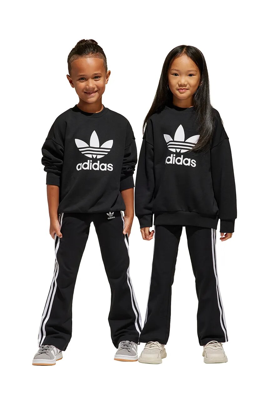 Детский спортивный костюм Adidas Originals, черный
Детский спортивный костюм Adidas Originals, черный