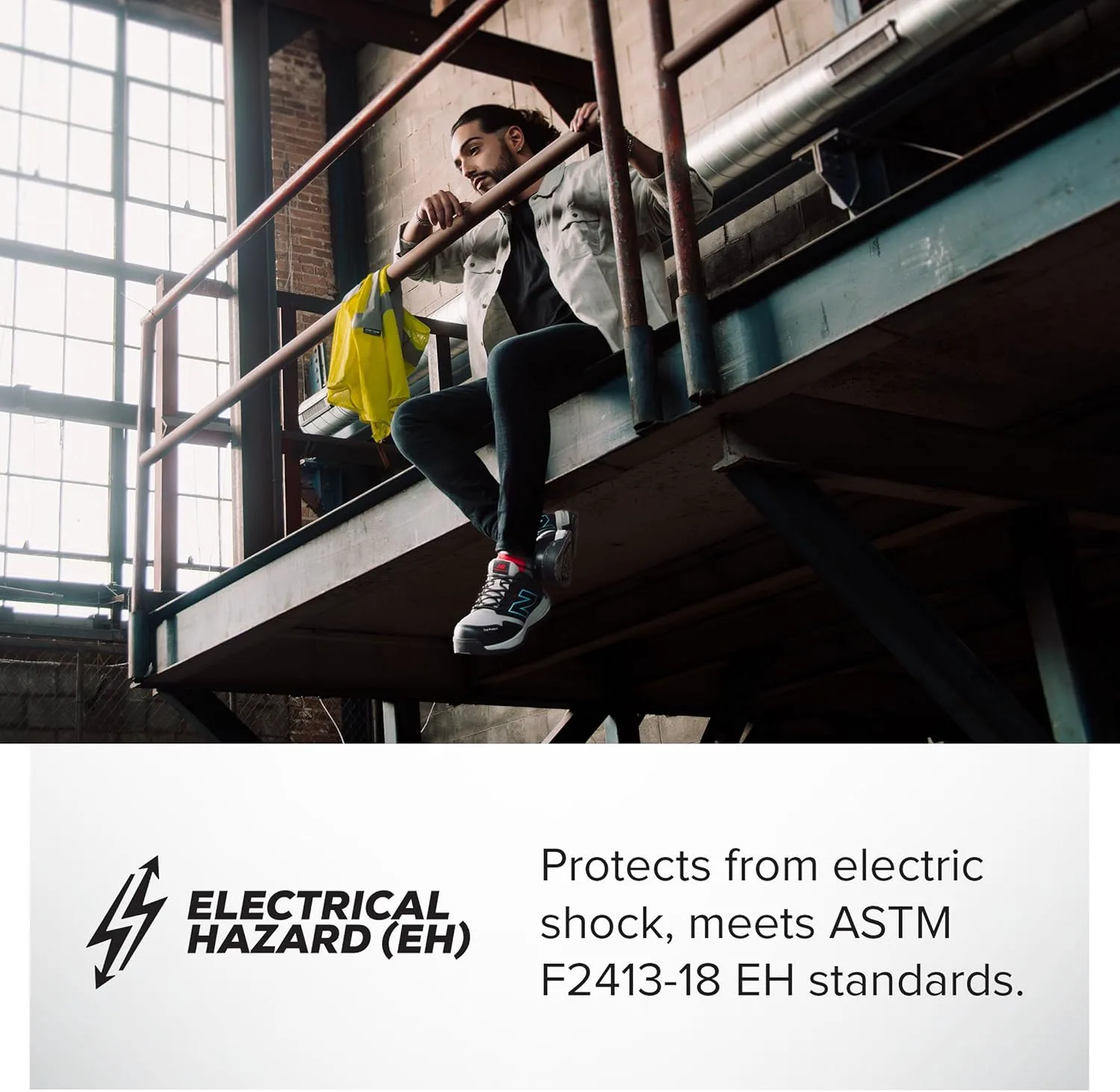 Мужские ботинки New Balance с композитным носком Quikshift, черный/синий/красный
Мужские ботинки New Balance с композитным носком Quikshift, черный/синий/красный