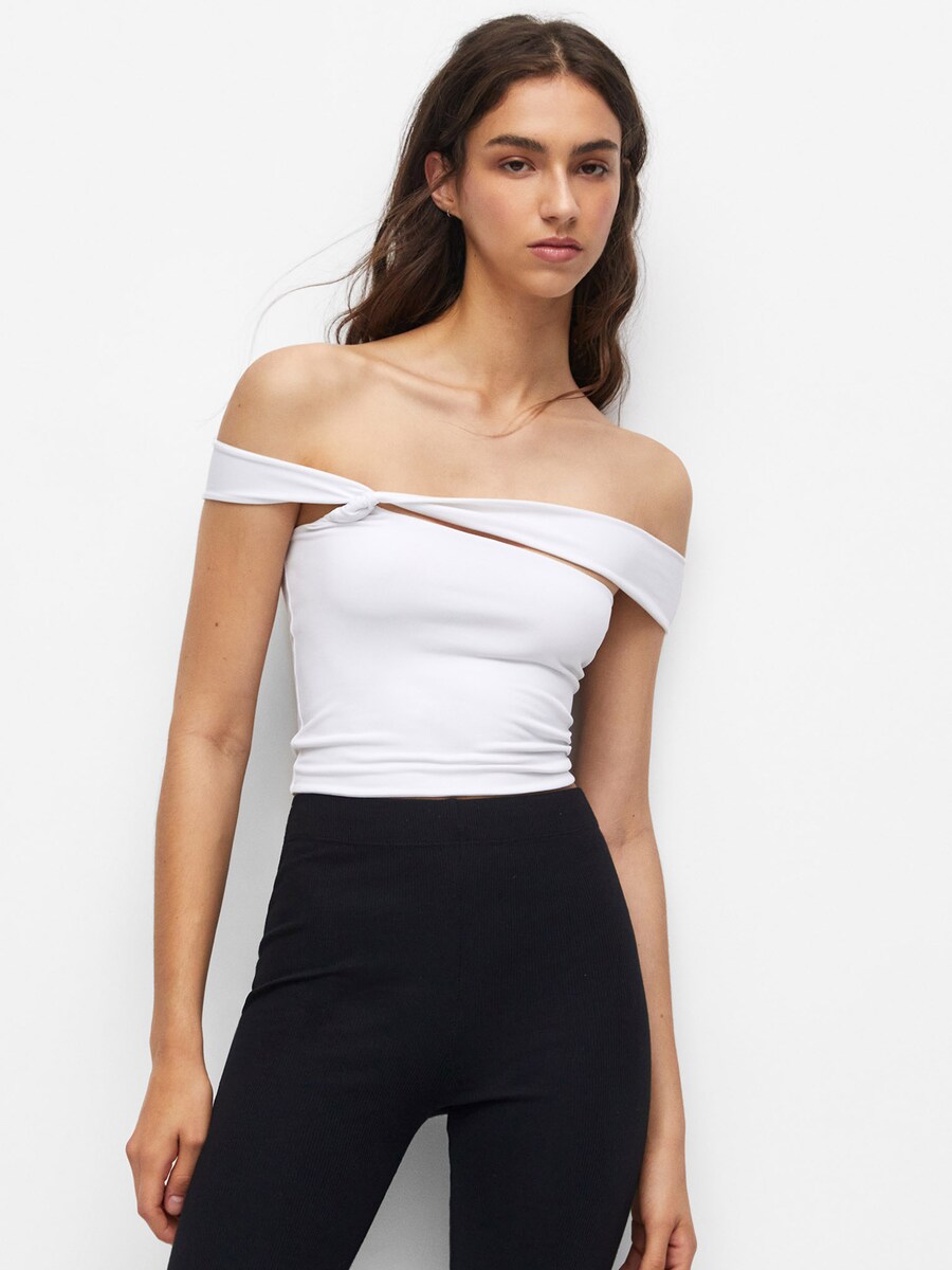 Топ Pull&Bear, белый
Топ Pull&Bear, белый