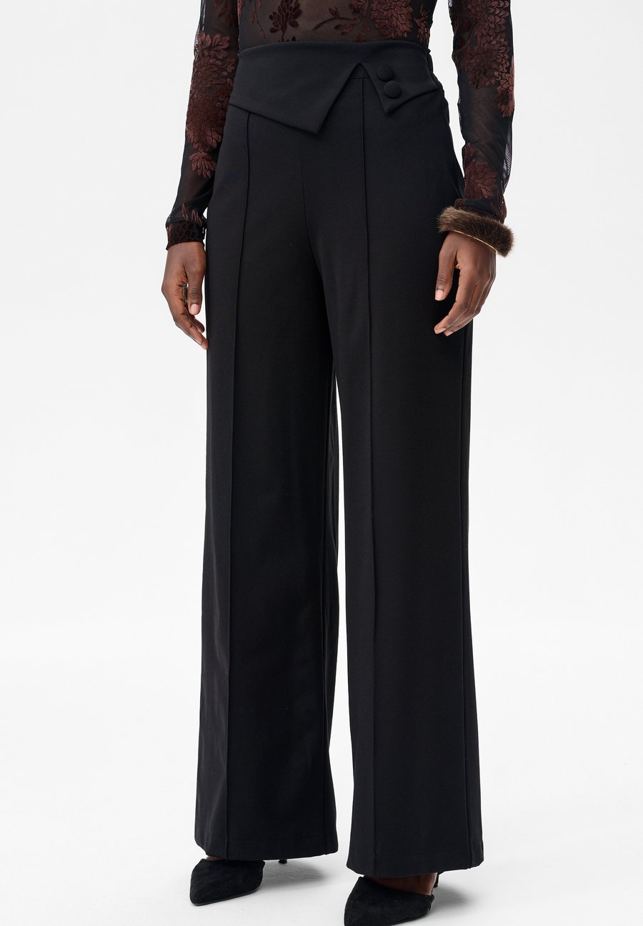 Брюки blue shadow DUKA, Black
Брюки blue shadow DUKA, Black