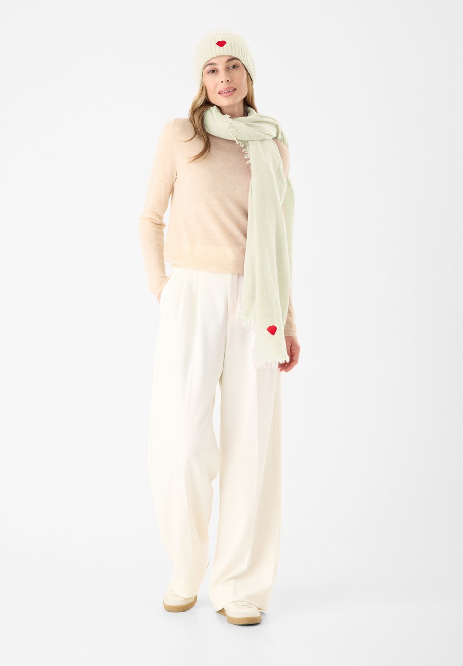 Шапка Codello Beanie, Weiß/Off-White
Шапка Codello Beanie, Weiß/Off-White