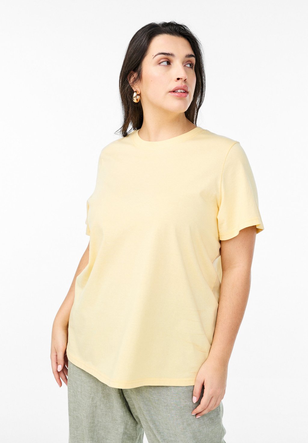 Базовая футболка MIT RUNDHALSAUSSCHNITT Zizzi, желтый
Базовая футболка MIT RUNDHALSAUSSCHNITT Zizzi, желтый