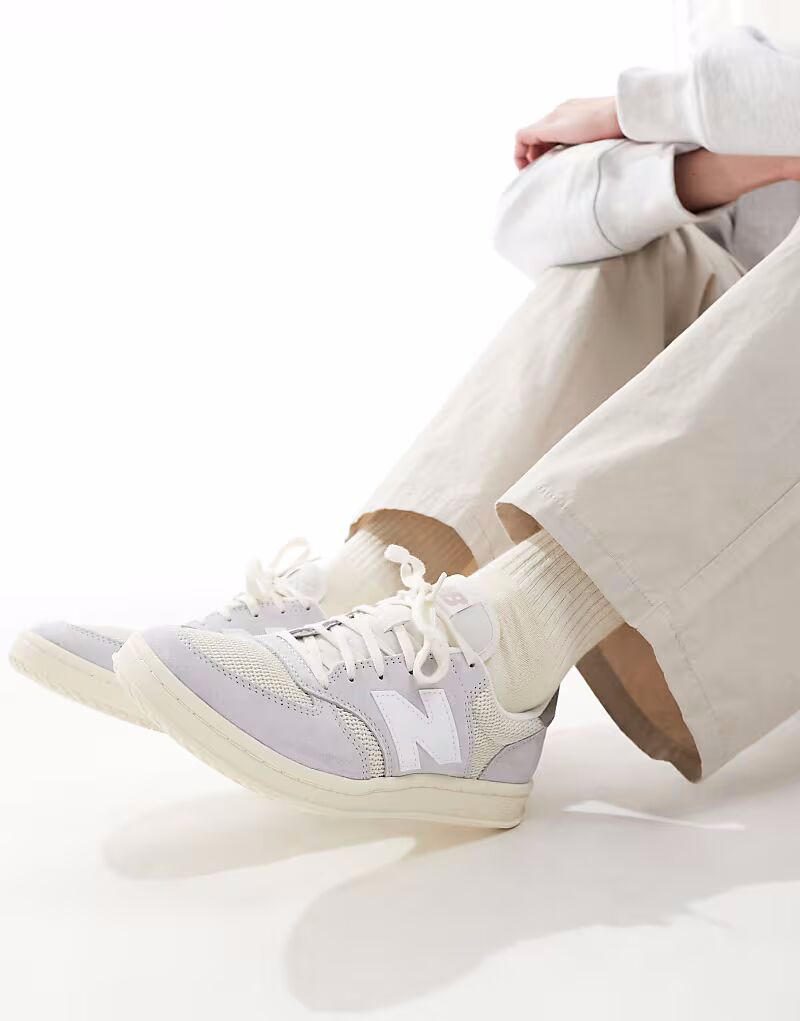 Кроссовки унисекс CT500 светло-серого цвета New Balance
Кроссовки унисекс CT500 светло-серого цвета New Balance