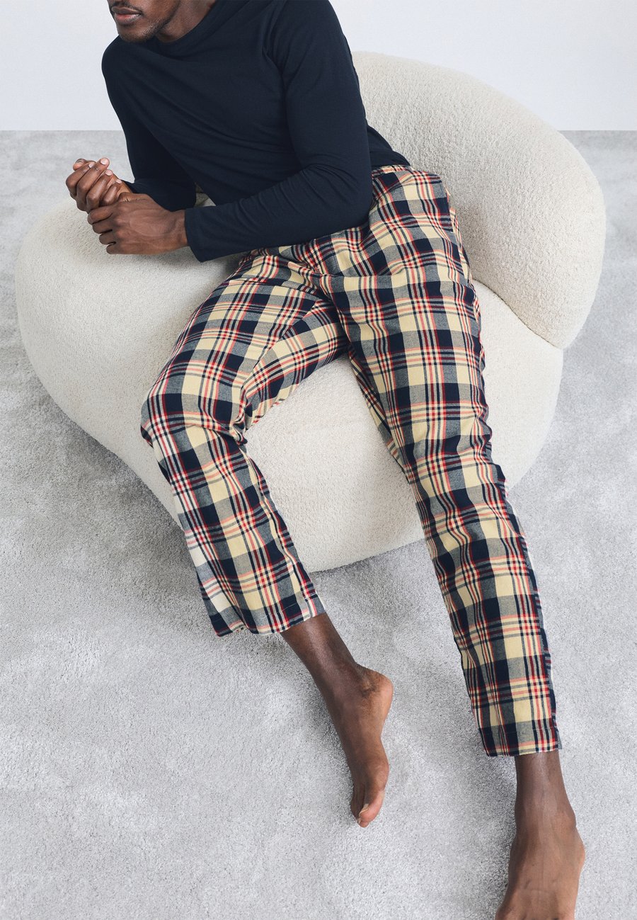 Пижамные брюки GANT CHECK PAJAMA PANTS, Ruby Red/Red
Пижамные брюки GANT CHECK PAJAMA PANTS, Ruby Red/Red