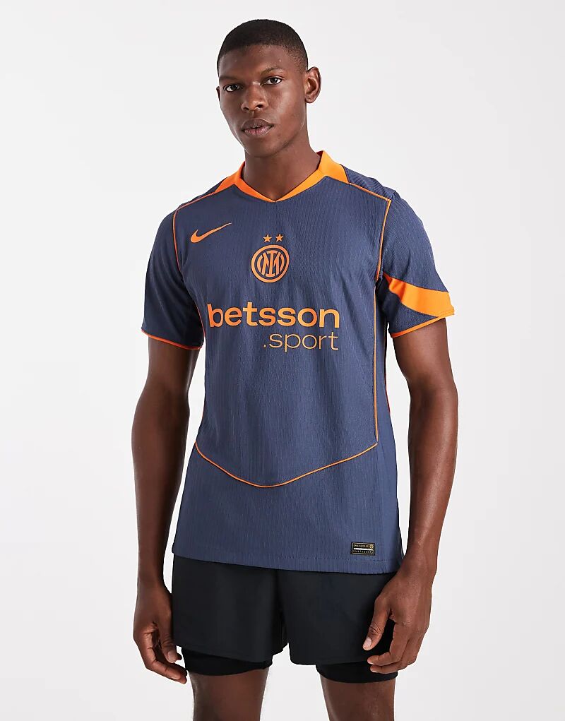 Домашняя футболка Nike Football Inter Milan 2025/26 синего цвета
Домашняя футболка Nike Football Inter Milan 2025/26 синего цвета