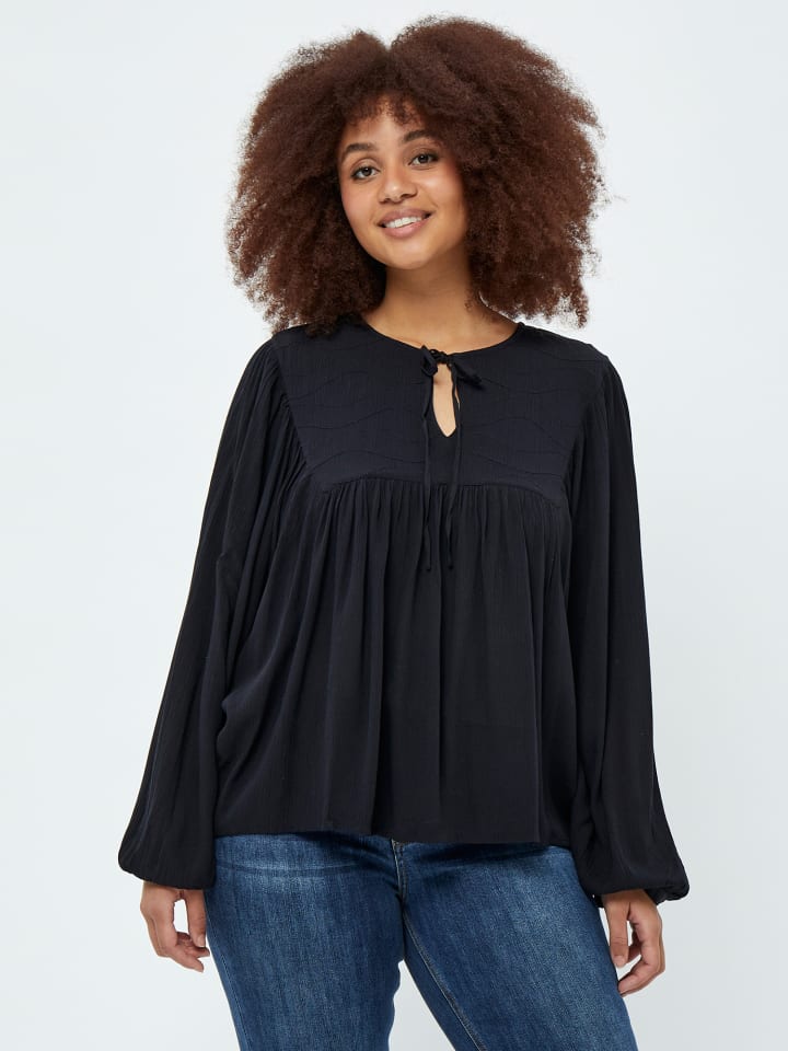 Блузка черного цвета Peppercorn
Блузка черного цвета Peppercorn