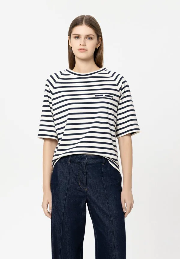 Футболка ringel с принтом knopfdetail Luisa Cerano, Navy Blue, Синий, Футболка ringel с принтом knopfdetail Luisa Cerano, Navy Blue
Футболка ringel с принтом knopfdetail Luisa Cerano, Navy Blue, Синий, Футболка ringel с принтом knopfdetail Luisa Cerano, Navy Blue